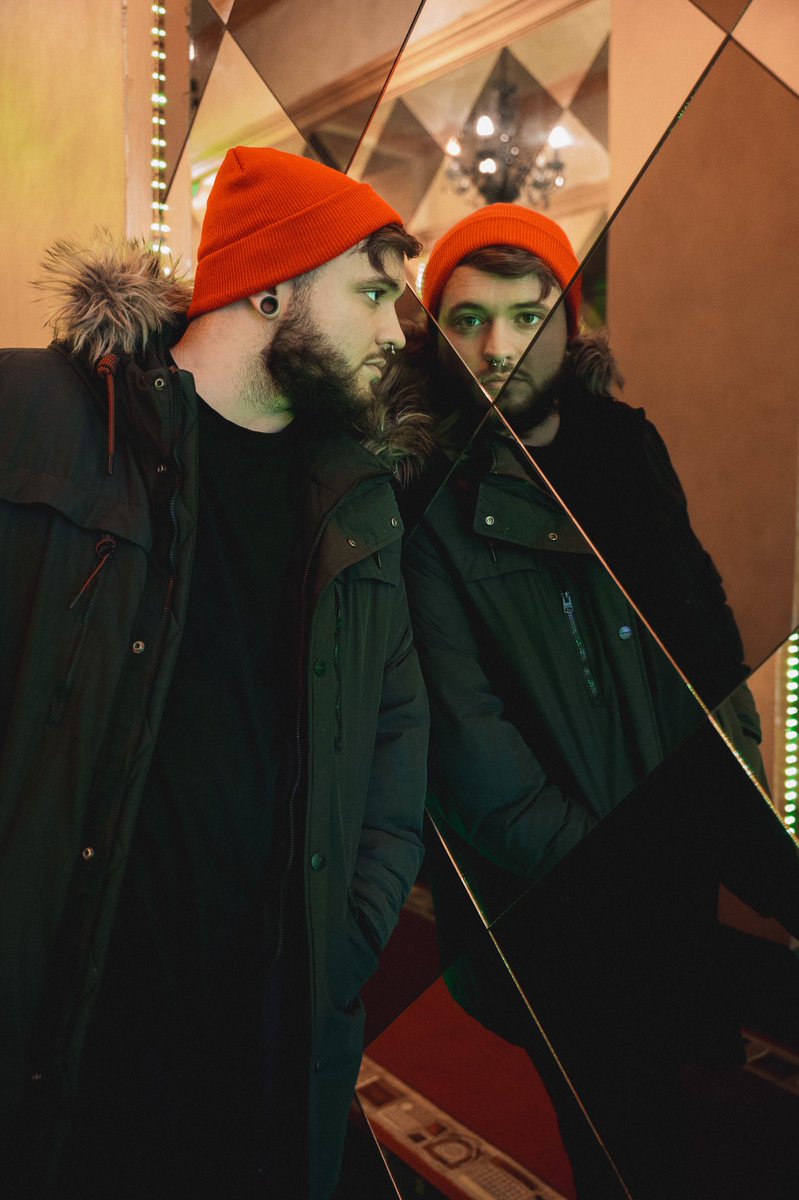 📸ELENA MARISCAL tweet media