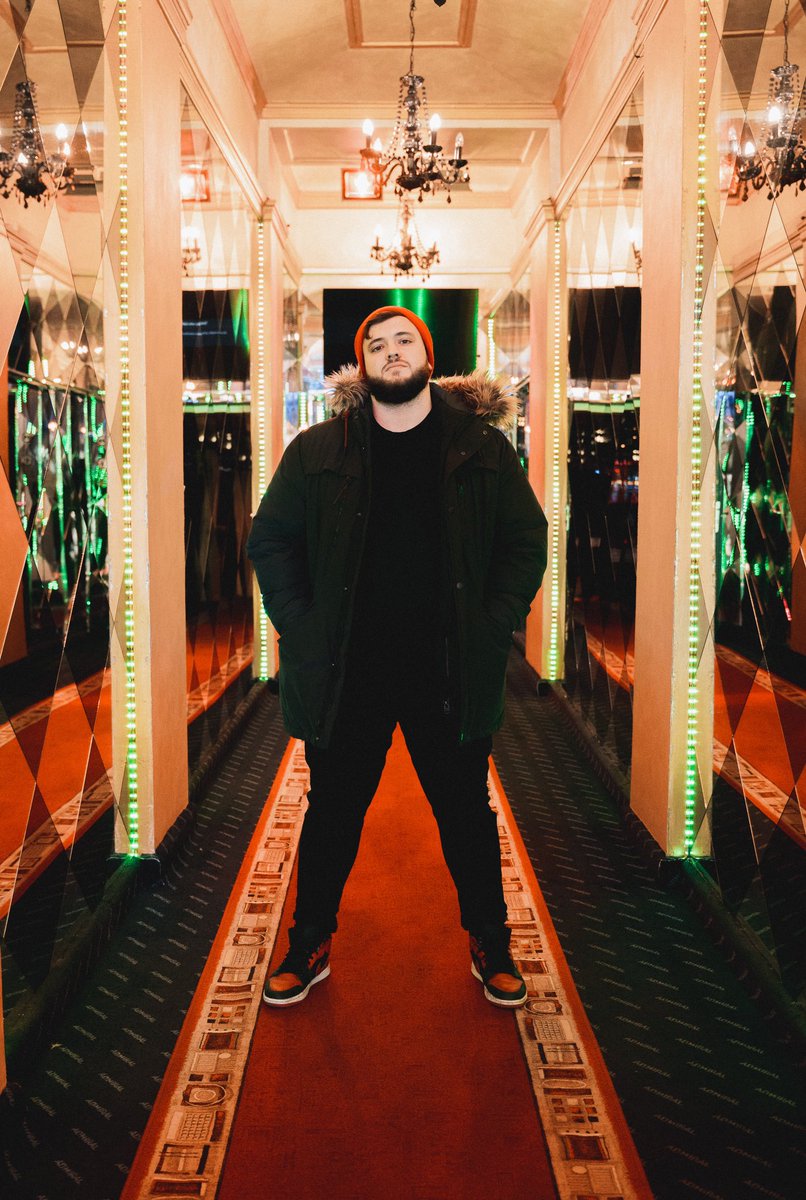 📸ELENA MARISCAL tweet media