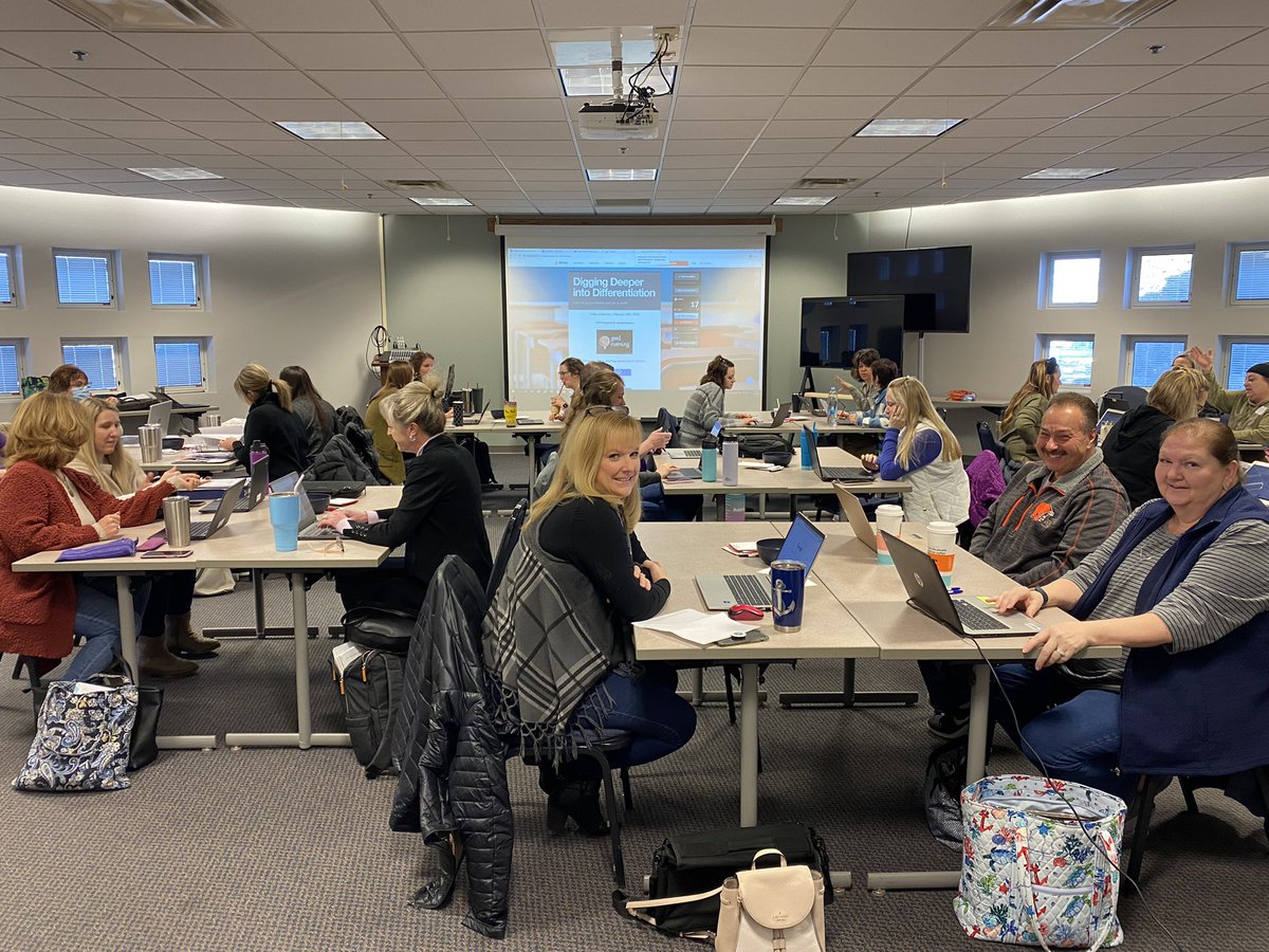 BGoodArtnGift's tweet photo. Some days, I really can’t believe this is my job! ❤️
I’m so blessed to be spending my day with another great group of dedicated teachers! Another great @NorthPointESC PD day has us Digging Deeper into Differentiation! 🙌💡🌱 @StartSOLE 
#OurLearningNeverStops #GiftedPD https://t.co/UCeX9S1vZV