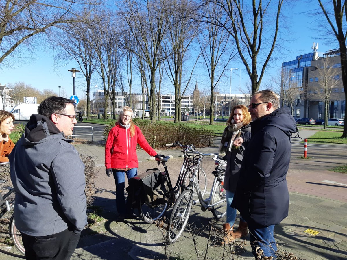 Als afsluiter op bezoek bij het buurtpastoraat bij de Monicakerk in #Pijlsweerd. Goed en interessant gesprek gehad met Rutger de buurtpastoor over zijn ervaringen in de 1e Daalsedijkbuurt. Belangrijk werk dat hij doet!