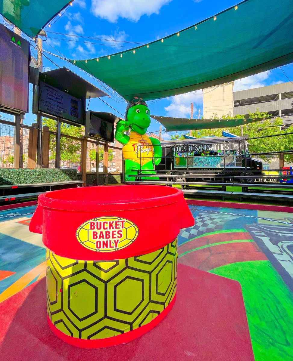 LWmidtown's tweet photo. Where my bucket babes at?!? See y'all Thursday! π₯π’π #LittleWoodrows #TurtleRacing #Season14 #HoustonTx https://t.co/qjm4svI3f5
