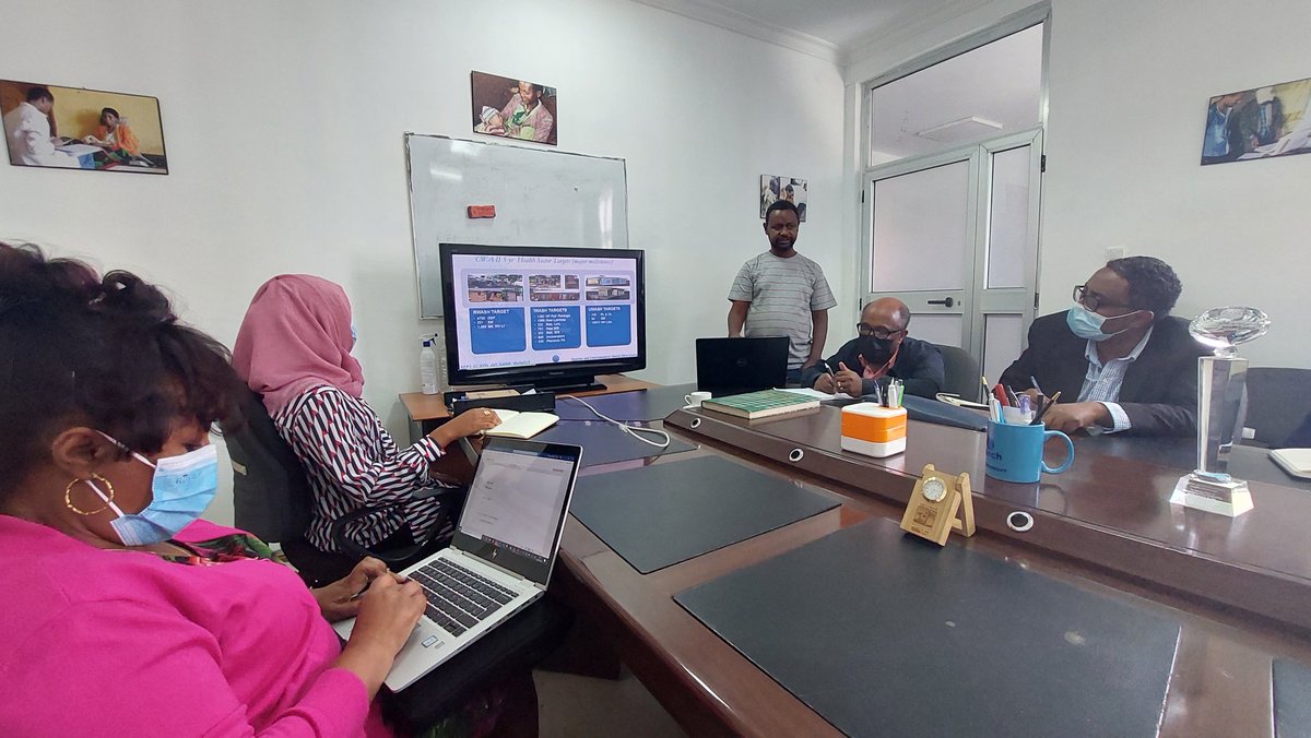 SamiFrestadius's tweet photo. The alarming hygiene situation in 🇪🇹, worsened by the #conflict and #Covid_19 was presented today by Ekram Redwan, Director of Hygiene and Environmental Health Directorate at the Ministry of Health. #OneWASH will support in tackling this. @FinlandinETH @Ulkoministerio #healthcare https://t.co/83cVjL5vkG