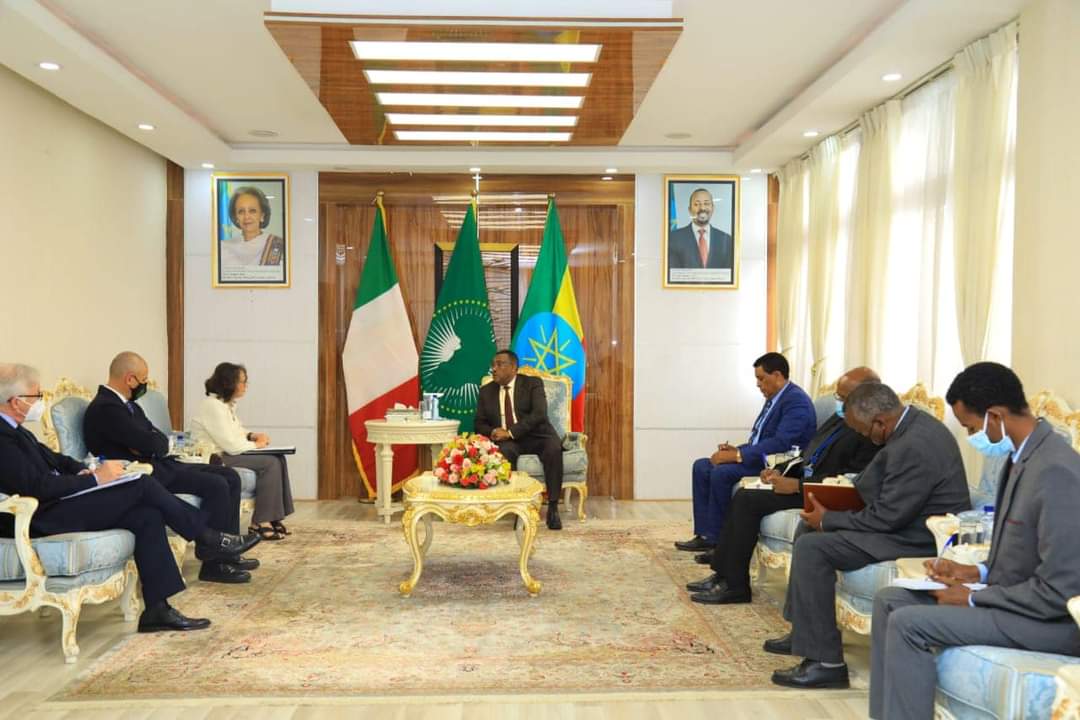 Glad to meet Deputy FM of #Italy, @MarinaSereni. It was a good opportunity to thank Italy for our strong dev’t partnership & table our case on the deceptive behavior of the TPLF that plays victimhood, while continuing its warmongering attitude disregarding our peace initiatives.