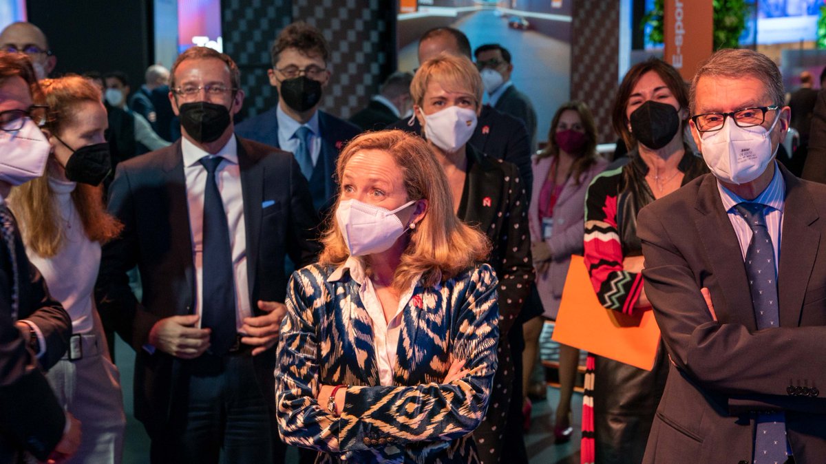 fallacher's tweet photo. Esta tarde hemos compartido nuestras demos con la Vicepresidenta Primera y Ministra de Economía y Transformación digital @NadiaCalvino, el Secretario de Estado de Telecomunicaciones, Roberto Sánchez y la Secretaria de Estado de Digitalización, @carmeartigas Gracias por la visita https://t.co/KcjoxMJYR5