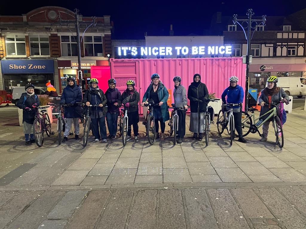 ECYPS's tweet photo. @enfieldwinterl what an experience GSRIDERS riding through Palmers green, Enfield Town, Edmonton and Upper Edmonton then last stop PG missed the Southgate lights but some of the GSRIDERS will go tonight.  #cycling #enfield @EnfieldCouncil @EnfieldCycling @mceclondon https://t.co/6hTXQ5DO6W