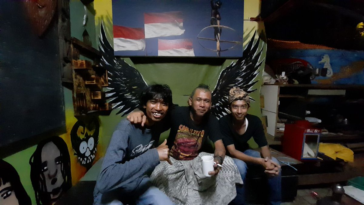 ahmadpanjilie's tweet photo. Kenali dirimu sendiri! Ceunah,(Ceuk Nyanah) https://t.co/MLg5yR3rmL