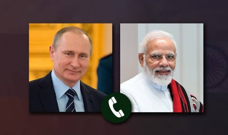 abcdmazatv's tweet photo. #दिल्ली : रात्री एक वाजता नरेंद्र मोदी यांनी केला पुतीन यांना फोन. हॅलो मी बाबुराव बोलतोय बोलून घेतली फिरकी. https://t.co/t6fm711aj0