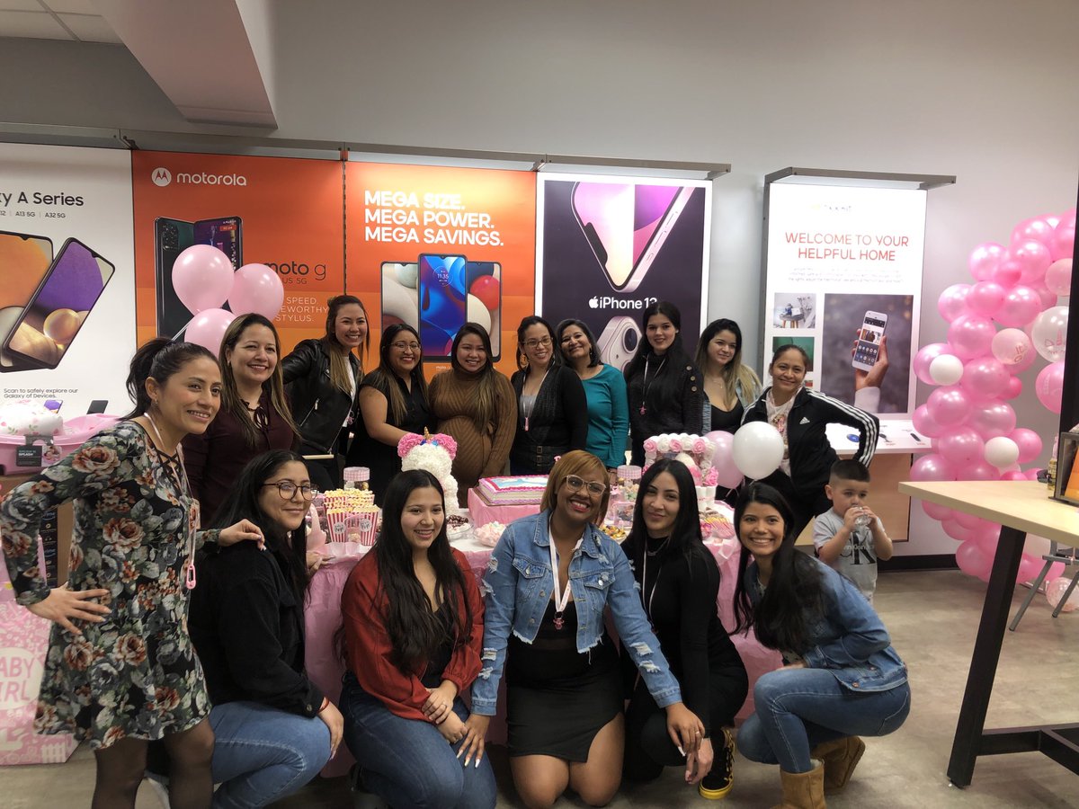 Team_TuVoz's tweet photo. Our Tu Voz Family keeps growing!!Congratulations to our team member Sayling!! We are so happy for you 👶🍼🎊💕 #TuVozMobile #BoostFamily @boostmobile @joseq_tuvoz @MarcecoNation https://t.co/5TebWOf6DF