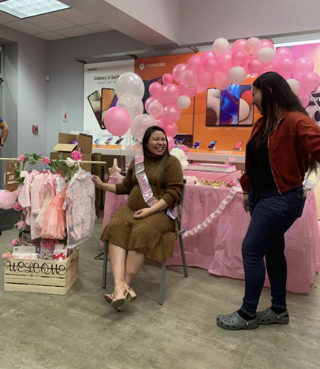 Team_TuVoz's tweet photo. Our Tu Voz Family keeps growing!!Congratulations to our team member Sayling!! We are so happy for you 👶🍼🎊💕 #TuVozMobile #BoostFamily @boostmobile @joseq_tuvoz @MarcecoNation https://t.co/5TebWOf6DF