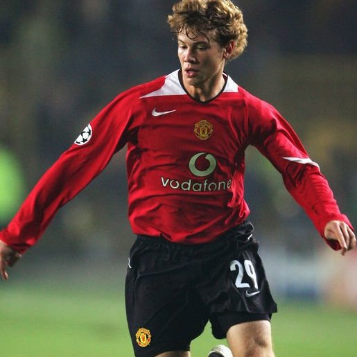 Happy Birthday to former Red Jonathan Spector   