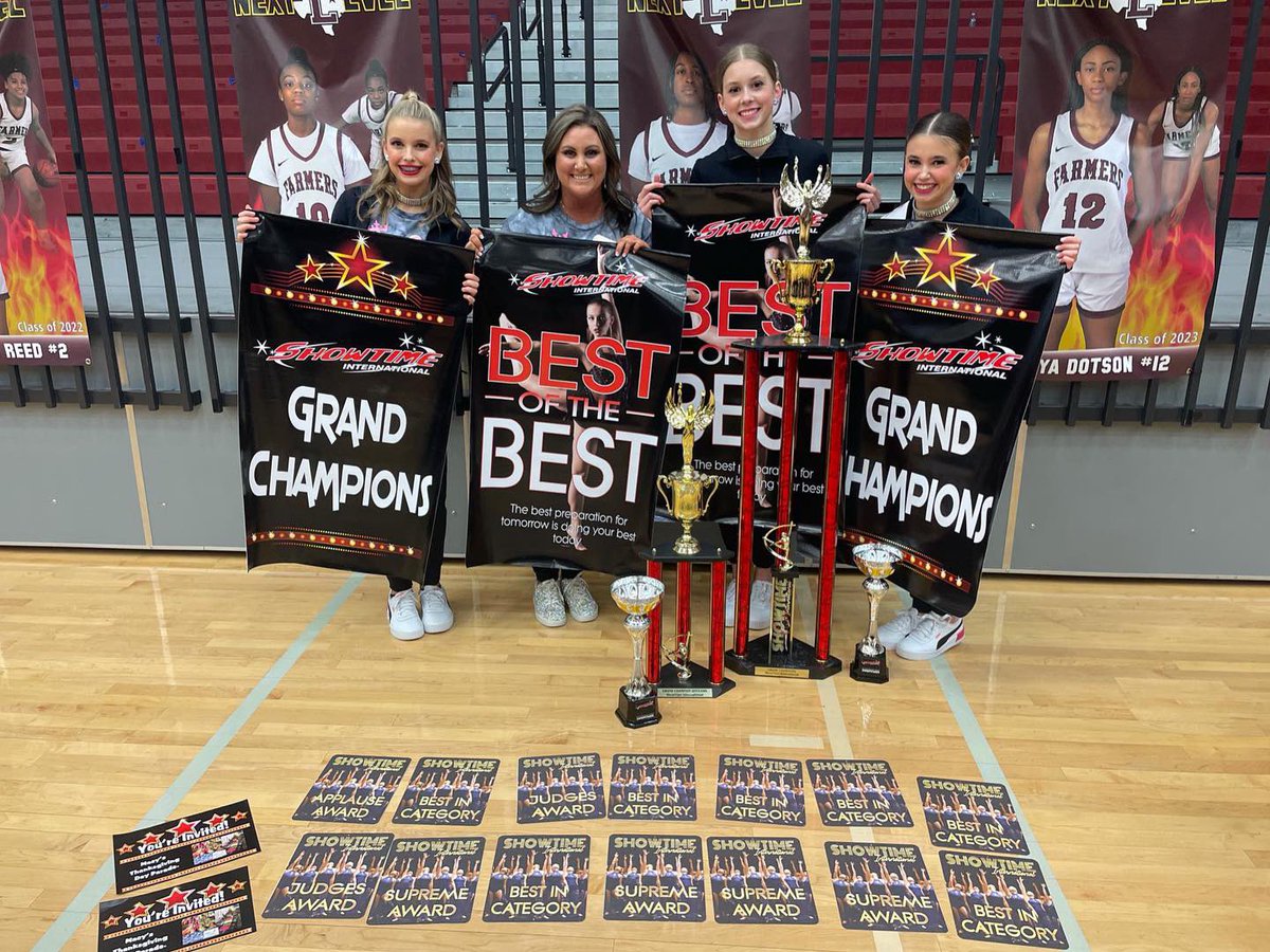 rhsjacketbabes's tweet photo. Jacket Babes won big this weekend! Officers were 1st in class and 1st overall against all ages and Team was 1st place in class and 2nd overall against all ages!  We also were top scoring routines of the day in 4 routines!  #JFND https://t.co/dhPvx73xFf