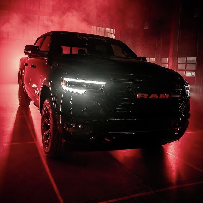 RochesterHillsC's tweet photo. It’s the details that make the difference - #RAMRED
Each 2022 #RAM1500Limited, RAM(RED) Edition Truck is part of our commitment to help @RED fund life saving programs. https://t.co/lNNWk9rPgK