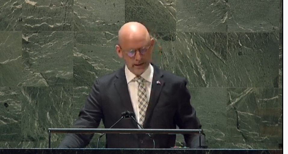 krus_stern's tweet photo. "If Russia stops fighting, there will be no more war.
If Ukraine stops fighting, there is no more Ukraine.
That is the simple truth."

The representative of the Nordic countries of Europe to the UN General Assembly https://t.co/XRr7sg3Psn