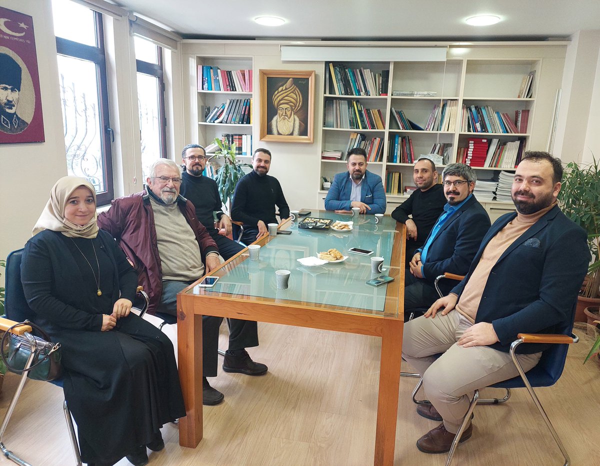 ispartamimarlar's tweet photo. Yeşilay Isparta Şubesi  Yönetim Kurulu Başkanı aynı zamanda üyemiz mimar Muhammed Said UYAR'a nazik ziyaretlerinden ötürü teşekkür ederiz.
Yeşilay ve YEDAM 'ın çalışmalarından bahsedilen görüşmede üyelerimize 5 tür bağımlılık konusunda eğitim verilmesi kararlaştırıldı. #YEDAM https://t.co/r4dMDkWk4A