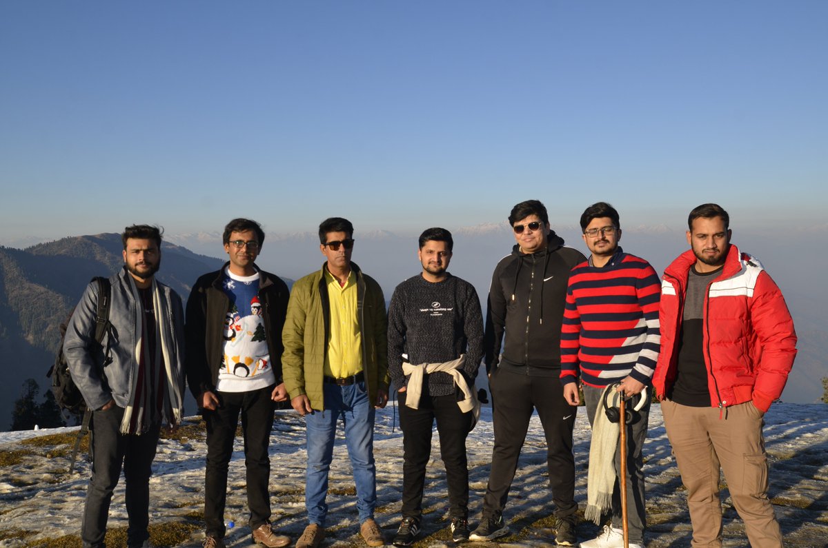 KarigarWeb's tweet photo. Recreational Trips conducted by organizations result in better understanding and employee engagement. It gives them a sense of togetherness and team spirit. A trip to "Damn-e-Koh and Mukeshpuri" arranged by Karigar Sialkot

#karigarwebsolutions #karigar #SoftwareHouseInSialkot https://t.co/2xUv29WLtC