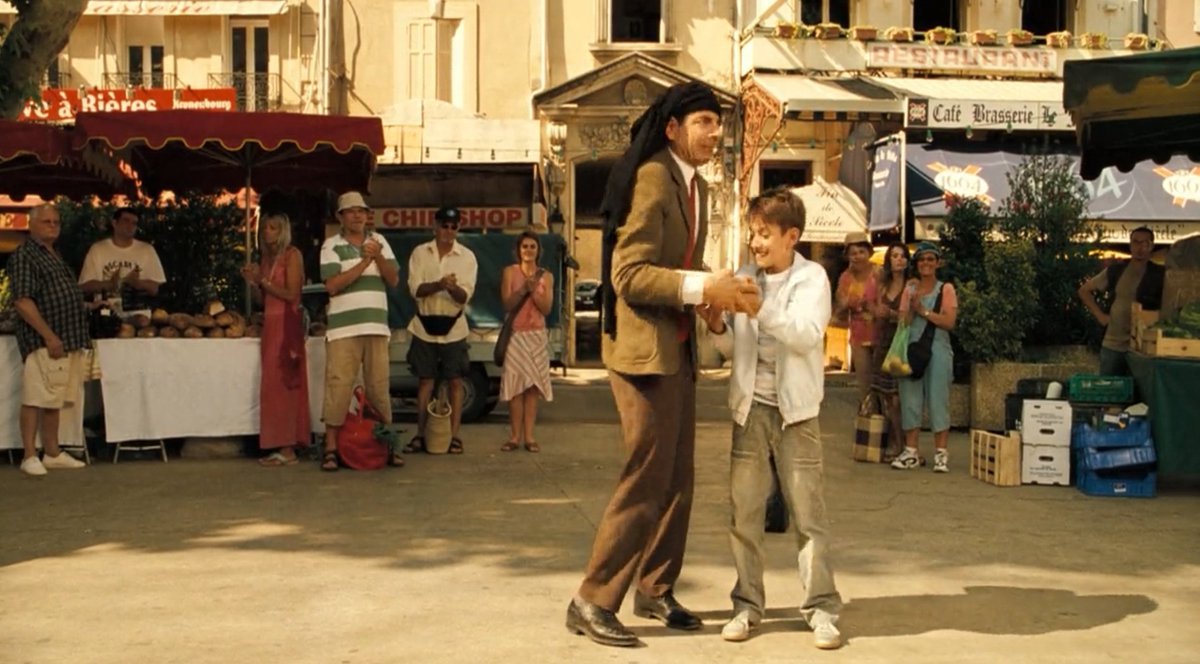 LGBTnetwork_NFT's tweet photo. I learnt 2 things from this scene of Mr. Beans Holiday #teamwork &amp; #Perseverance
#nft_club #bayc #blockchain #raredigitalart #ethereum #cryptoartist #nftcollection #ETH #nftgallery #nftcollector #boredapeyachtclub #nftcommunity #nftartist #digitalasset #NFTDrop  #MAYC @lgbt_money https://t.co/Lro06vaRHo