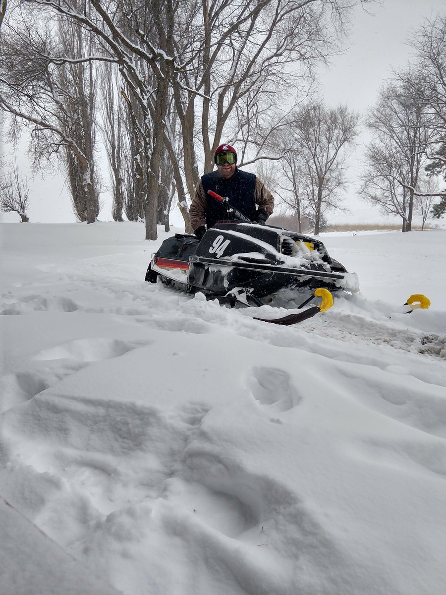 CMcCaw's tweet photo. @BuschBeer #BuschSnowDay #sweepstakes https://t.co/4p3n1RUVzD