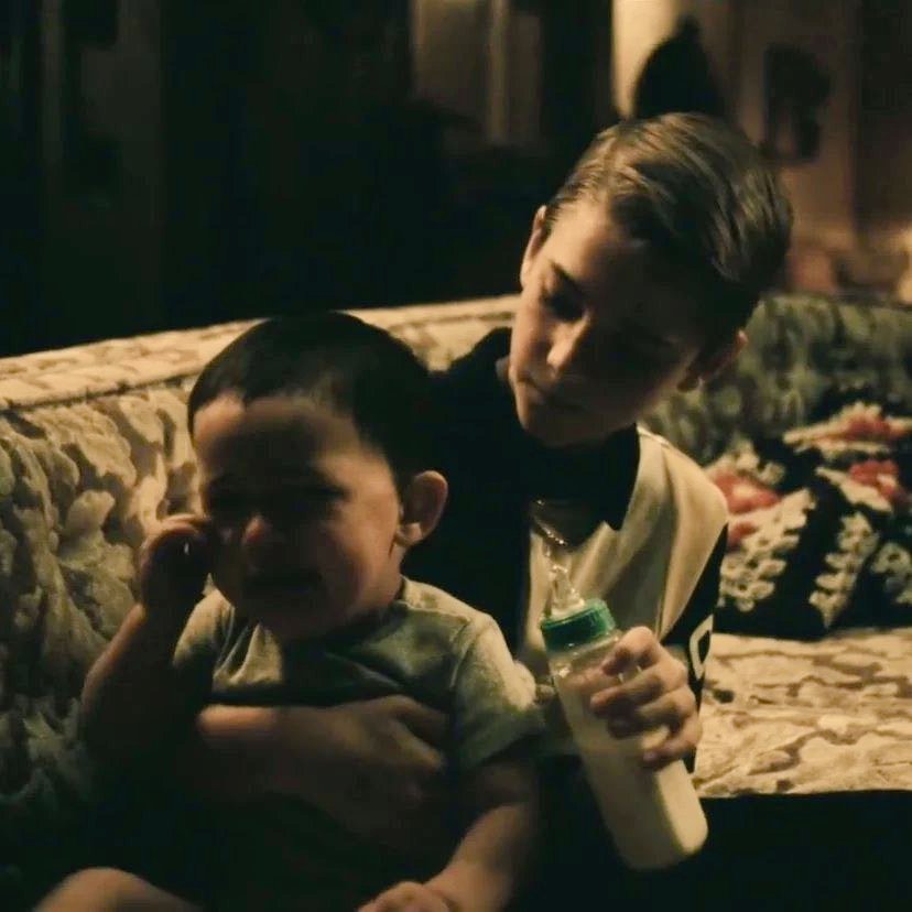 Camsmusica's tweet photo. No puedes romperte con 2 escenas de una serie.

Las escenas:

"i love you brother" 
 #euphoria #ashtray https://t.co/5GSK8E6e0m