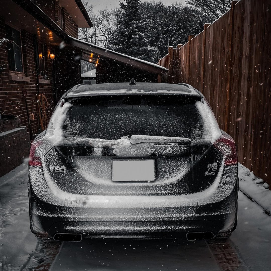 Mondays always feel more adventurous when you're behind the wheel of your favourite Volvo. 
📸@horheyv60
