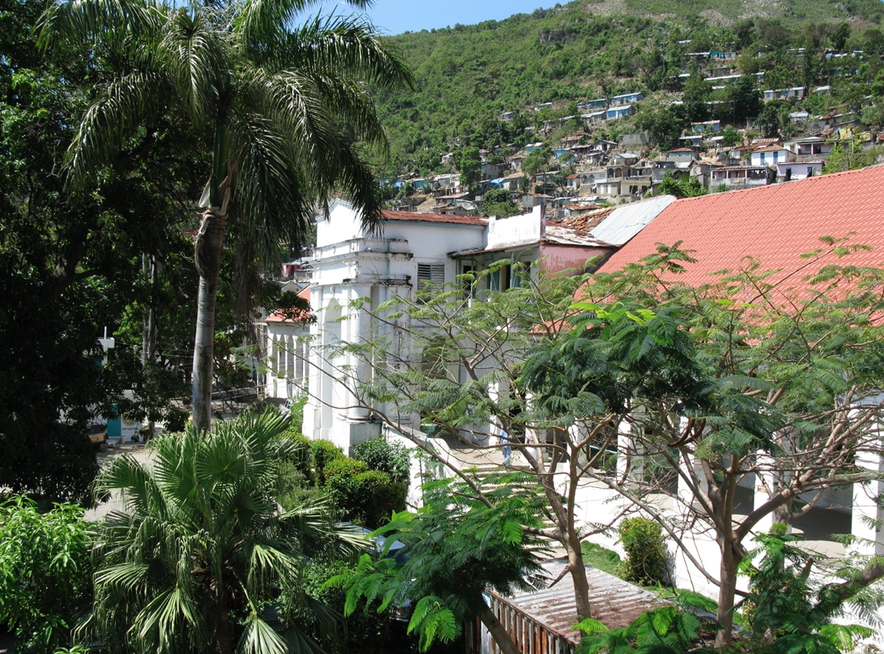 The Program Advisory Committee (PAC) meets once a month to advise the organization’s Programs Team on strategy, design, evaluation, and assessment. To learn more about the PAC please visit our website’s newsroom. 

#publichealth #Haiti #healthcare #globalhealth