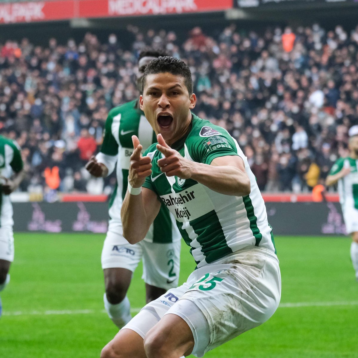 elalemendoza's tweet photo. #ExGallo
Alexis Pérez metió gol ayer en la victoria 3-1 de Giresunsport vs Goztepe en la Súper Liga de Turquía. Su equipo está en la posición 16 a dos puntos de los puestos de descenso. https://t.co/BM2SGhbCT7
