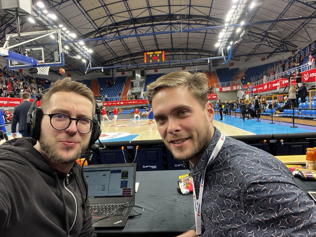 LigezaMateusz's tweet image. Chłopy z #plkpltalk na miejscu. #koszkadra @sportradiopl