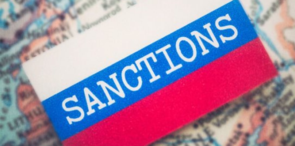 Sanctions against Russia mean screening is more vital than ever. 
Businesses need to ensure they are using EV so they can screen clients to see if they are on sanctions or politically exposed person’s (PEP) lists. 

Find out more here: smartsearch.com/us/resources/w…