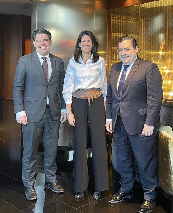 Reunidos con Fundación CONEXUS <a href="/FConexus/">Fundación Conexus</a> buscando puentes de unión entre #ComunidadDeMadrid y #ComunitatValenciana en #innovación, #startups y #emprendimiento.