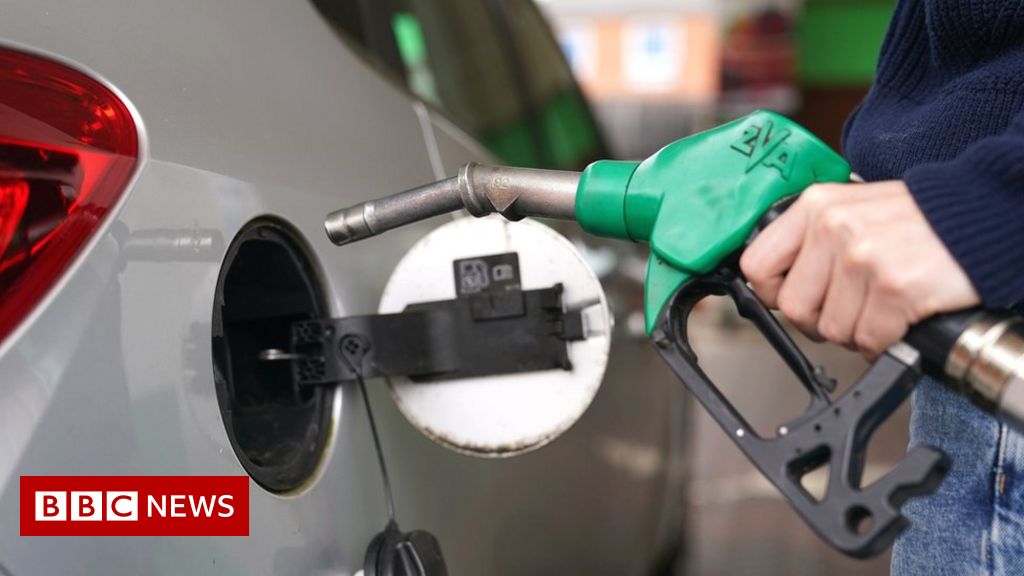 LamontPridmore's tweet photo. UK #petrol price jumps above £1.50 as #oilcosts rise:
@TheRAC_UK said the average price of petrol jumped to £1.51 a litre on Sunday, while diesel increased to £1.55.
Read more on @BBCNews at https://t.co/8qeNU0ppa7
For #personalaccounting advice, contact us.
#Cumbria https://t.co/rXq2j7ZKd6