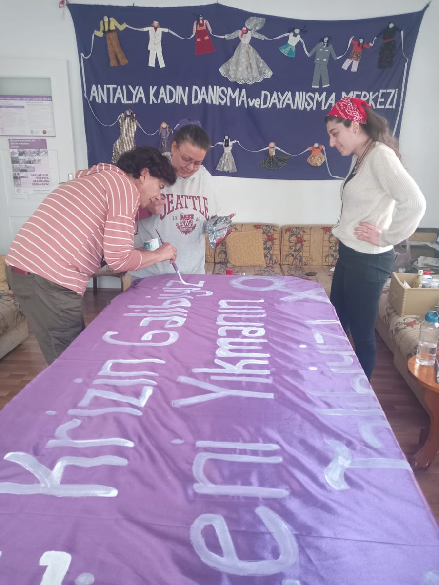 😎👭👭
#8martantalya 
#8martdünyakadınlargünü
#8mart
#8martfeministgeceyürüyüşü