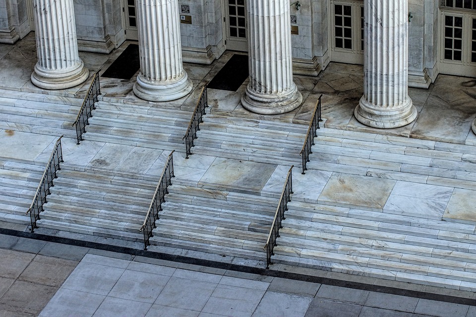 LegalLanguage's tweet photo. How international service of process is exempt from the 120-day rule: https://t.co/eXAptunfbi #litigation #servingprocess https://t.co/prKfiP7sXA