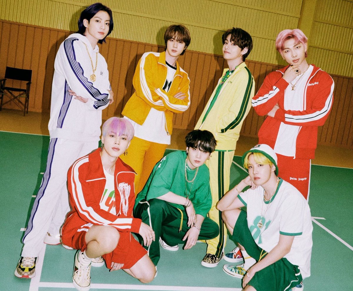BTS_MAGISHOP's tweet photo. [INFO]📈

Federación Internacional de la Industria Fonográfica 'IFPI', ha revelado el Top 10 de los Sencillos más vendidos en 2021.

¡@BTS_twt ocupa el lugar #4 con 'Butter'. BTS ahora es el primer acto coreano en la historia en clasificar en esta lista durante dos años seguidos! https://t.co/uHHpt7ak6y