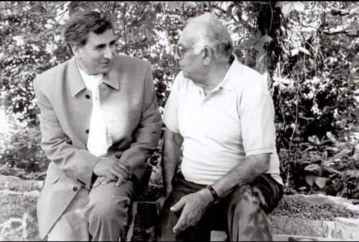 GotinPesiyan's tweet photo. "Dema çiya, mirov û mirin jî westiyan, êdî helbesta herî xweş aştî ye." 

Yaşar Kemal https://t.co/Pt4DPJXseh