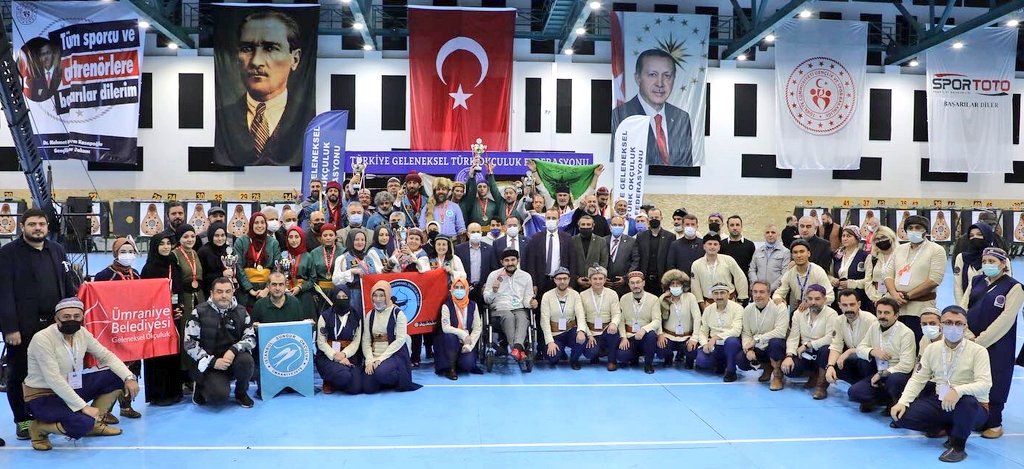 Samsun Büyükler Salon Türkiye Şampiyonamızı tamamladık. Teşriflerinden dolayı Samsun Valimiz <a href="/zulkifdagli/">Doç. Dr. Zülkif Dağlı</a> Lisanslı kemankeşimiz İst. MV. <a href="/RavzaKavakci/">Dr. Ravza KAVAKCI KAN 🇹🇷</a> Bşhr.Bld Bşk. @mustafademirbsb Ak Parti İl Bşk. <a href="/AvukatErsanAksu/">Ersan AKSU🇹🇷</a> Bld.Bşk <a href="/_OsmanOkumus/">Osman Okumuş</a> <a href="/BaskanTopaloglu/">Osman Topaloğlu🇹🇷</a> çok teşekkür ediyorum🇹🇷🏹