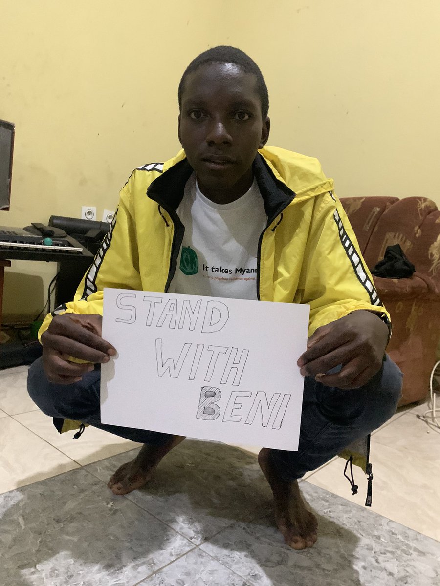 RdcJason's tweet photo. C moment où le monde a un regard tourné vers un autre astuce
J reste avec la #RDC et tous ses problèmes
Je reste avec #Beni #Ituri et congolais d’ailleurs
J reste avec moi-même et tous les autres élèves et étudiants
J reste avec nous et nos souffrances calmes.
J reste ici et là. https://t.co/bsCyXRYzhm