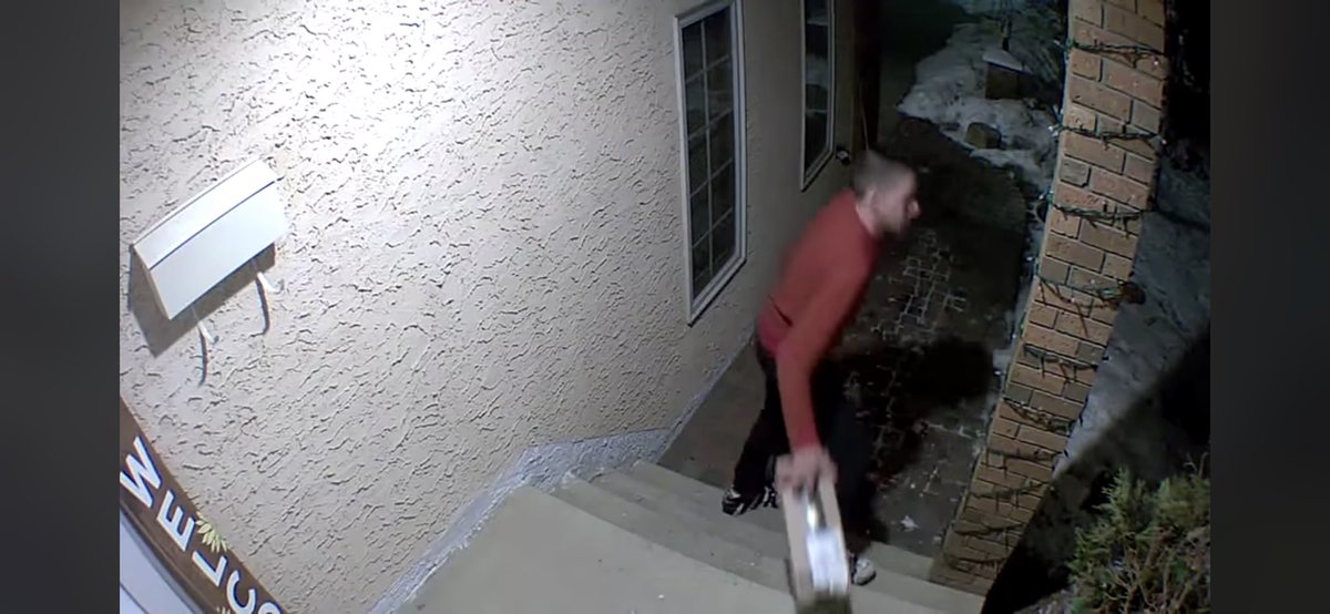 PettyAlley tweet media