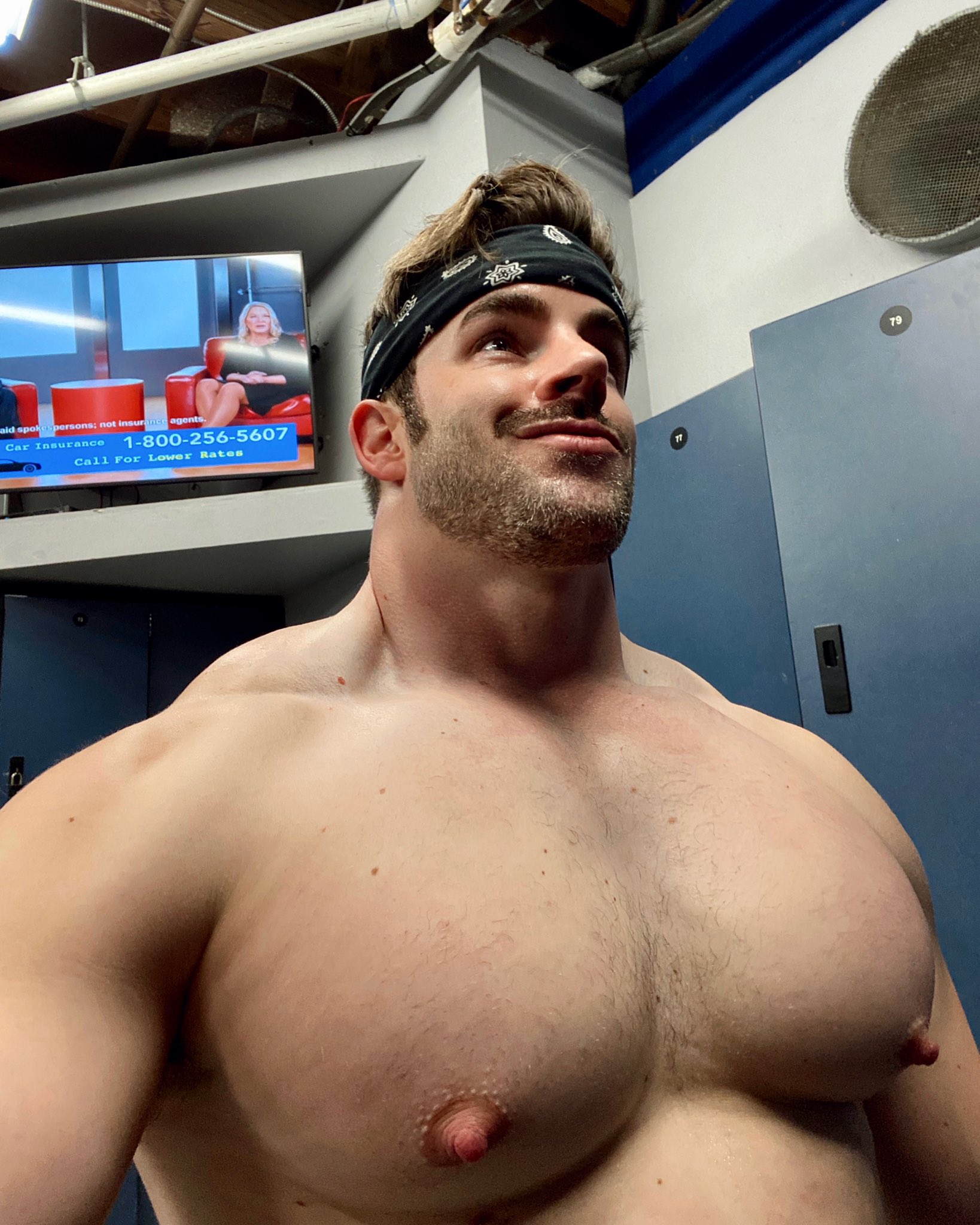 Dane de Bruin on X: Monday morning workout went great! Ready to take on  the week!💪🏻 t.cooOjUaR7GTK  X