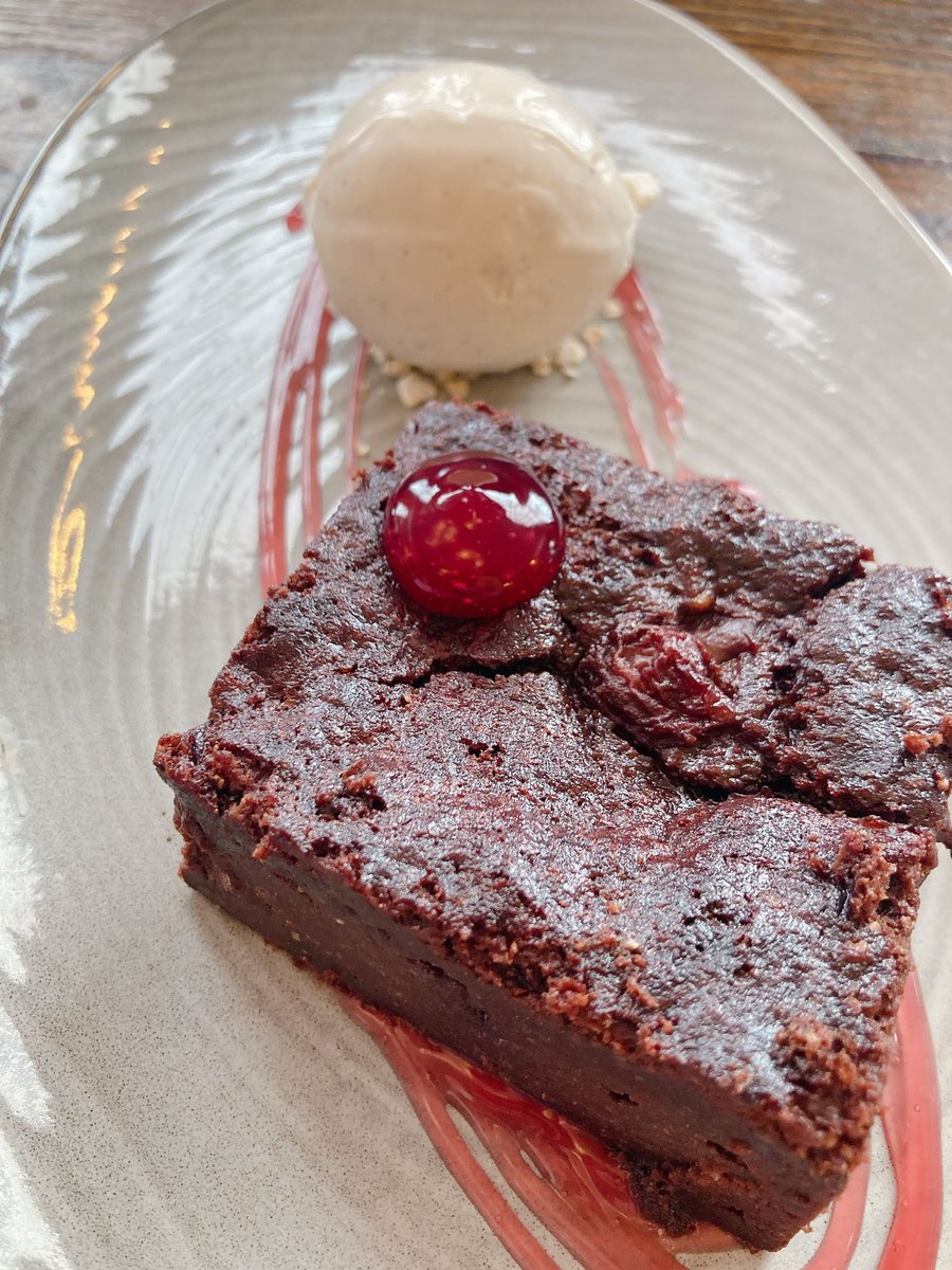 34gardengrill's tweet photo. NEW MENUS - SNEAK PEEK 🌱

We’ve had so many people asking to see our new menus that we thought we’d give you a sneak peek before you book your table this weekend. 

You can view our full menus and book a table on our holding page here… #Warwick 
👇
https://t.co/PBFPRwln2d 🌱 https://t.co/WbpQHQDTr6