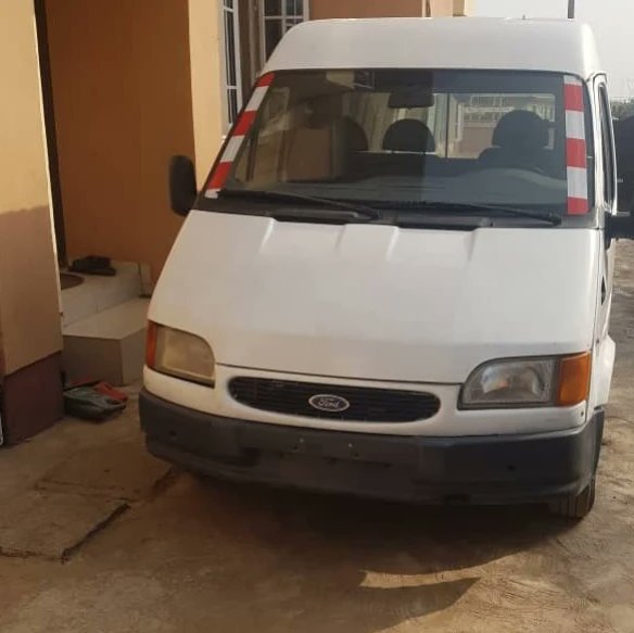 KG_Rides's tweet photo. Today we received the delivery of yet another affiliated Van for our deliveries in and out of the city of Ibadan.

#ibadancarhireservice #vandeliveryinibadan https://t.co/b9ot2HaXHk