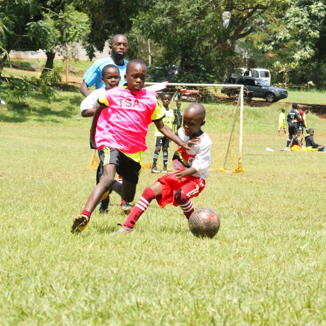 tsa_uganda's tweet photo. The ONLY discipline that lasts, is SELF discipline. More action as we rubbed shoulders with #Gangu_Soccer_Academy on Saturday.

#WeAreTSAUganda https://t.co/FI2vL94XNS