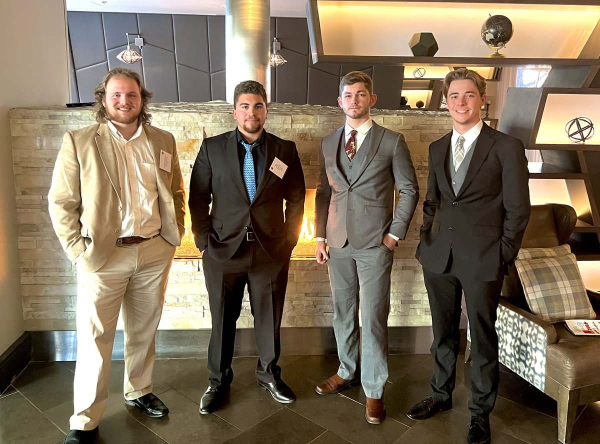 Alpha Gamma Rho ΒΣ tweet media