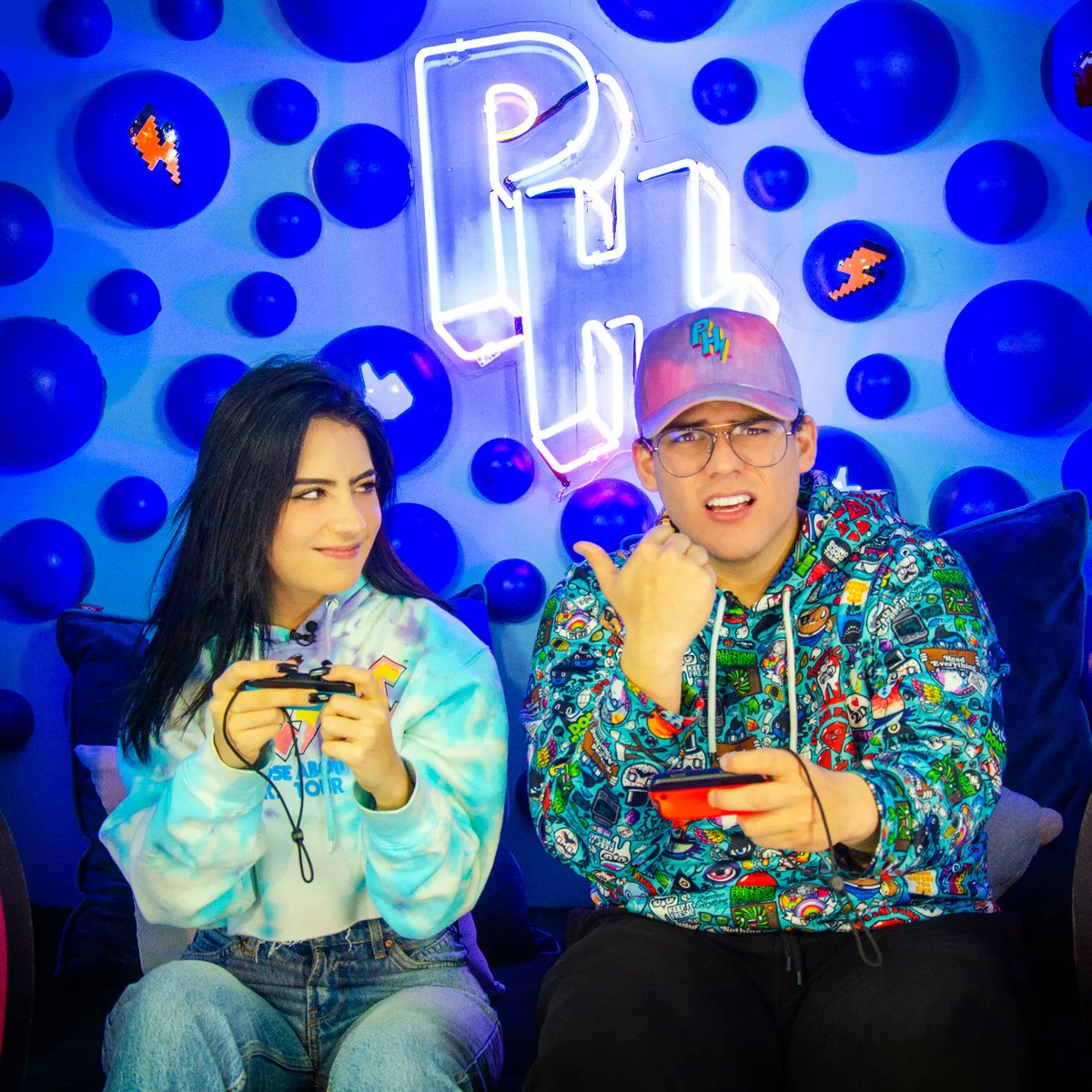 purohypeof's tweet photo. 1, 2, 3 por la tiktoker más CUTE del condado 😍👌 Etiquétala en los COMENTARIOS 👇👇👇
.
YouTube: Puro Hype 
.
#Hypers #PuroHype https://t.co/3Tfp1N8oPQ