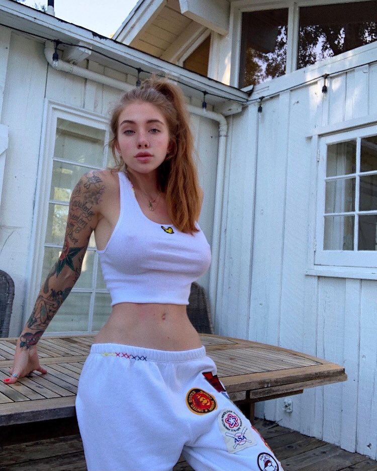 How does it feels to be out in the wild😜🙃