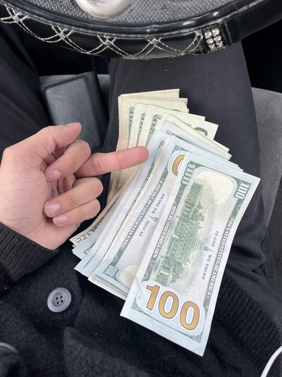 CuteFinDom's tweet image. love it when i take out the cash pigs give me. physically holding turns me on.

#cashapp #cashdrain #cashpig #cashfag #paypig #paypiggy #cashmaster #walletdraining #cashslaves #findomslaves #findom #findomdrain #humanATM #ATMdrain