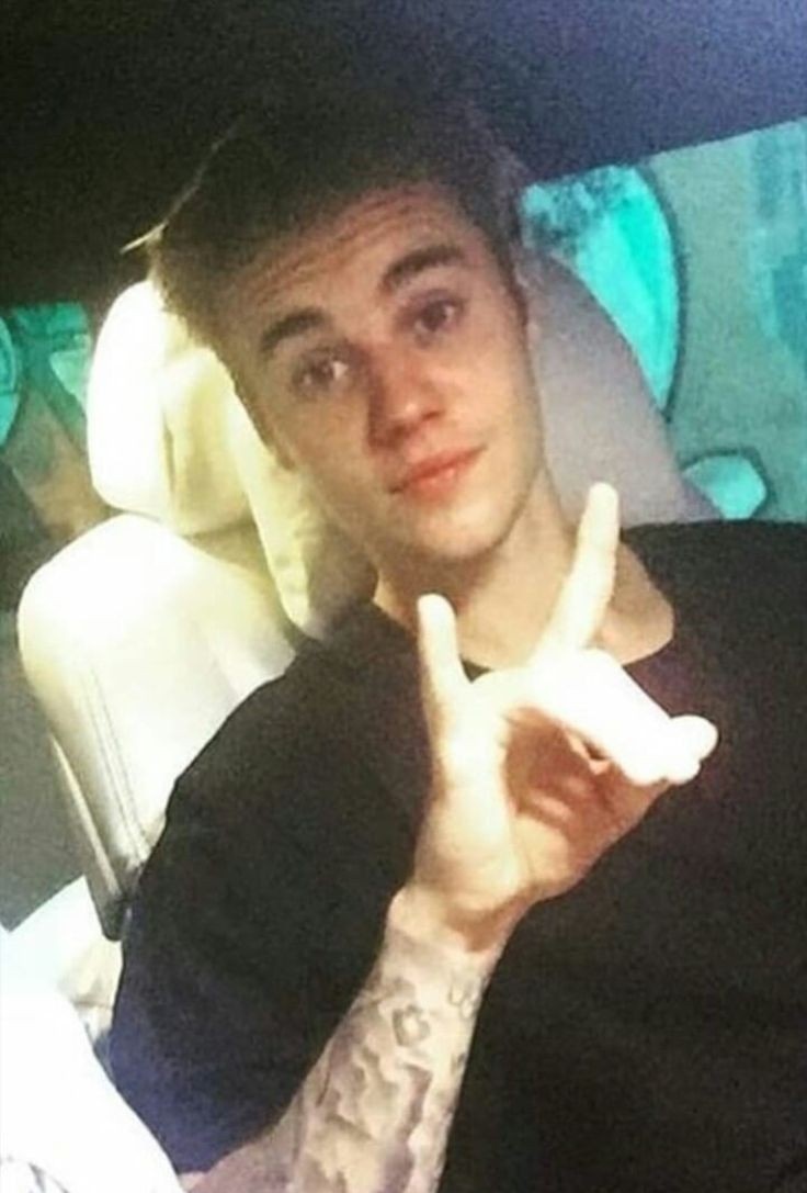 lwqbieber's tweet photo. Hi! this account is dedicated to low quality jb pics, we'll upload daily content. Help us by rt, thank you💋 https://t.co/oteb6CVbbx