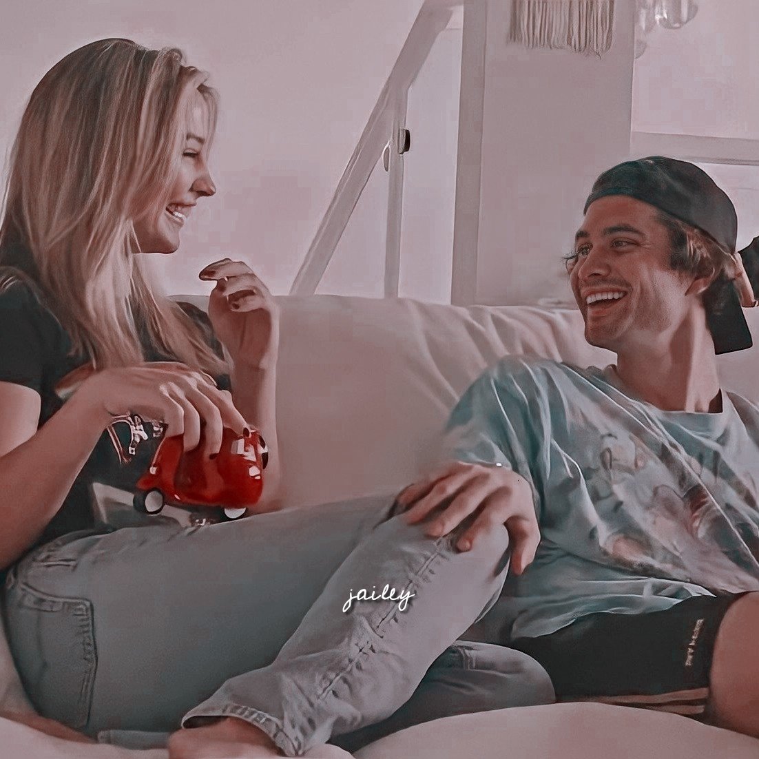 hogwshailey's tweet image. ⠀
you're the only thing I know and I don't wanna let this go, close to you I feel like I’m at home, just stay in my arms ‘cause I can be your gold, you can be my delight. ♡
⠀ ⠀ ⠀ ⠀  ⠀ ⠀ ⠀ ⠀ ⠀