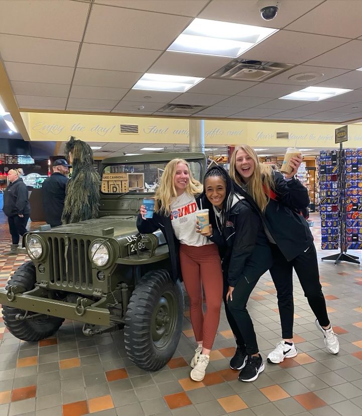 iwutfxc's tweet image. Making ourselves at home at the @Iowa80Truckstop!