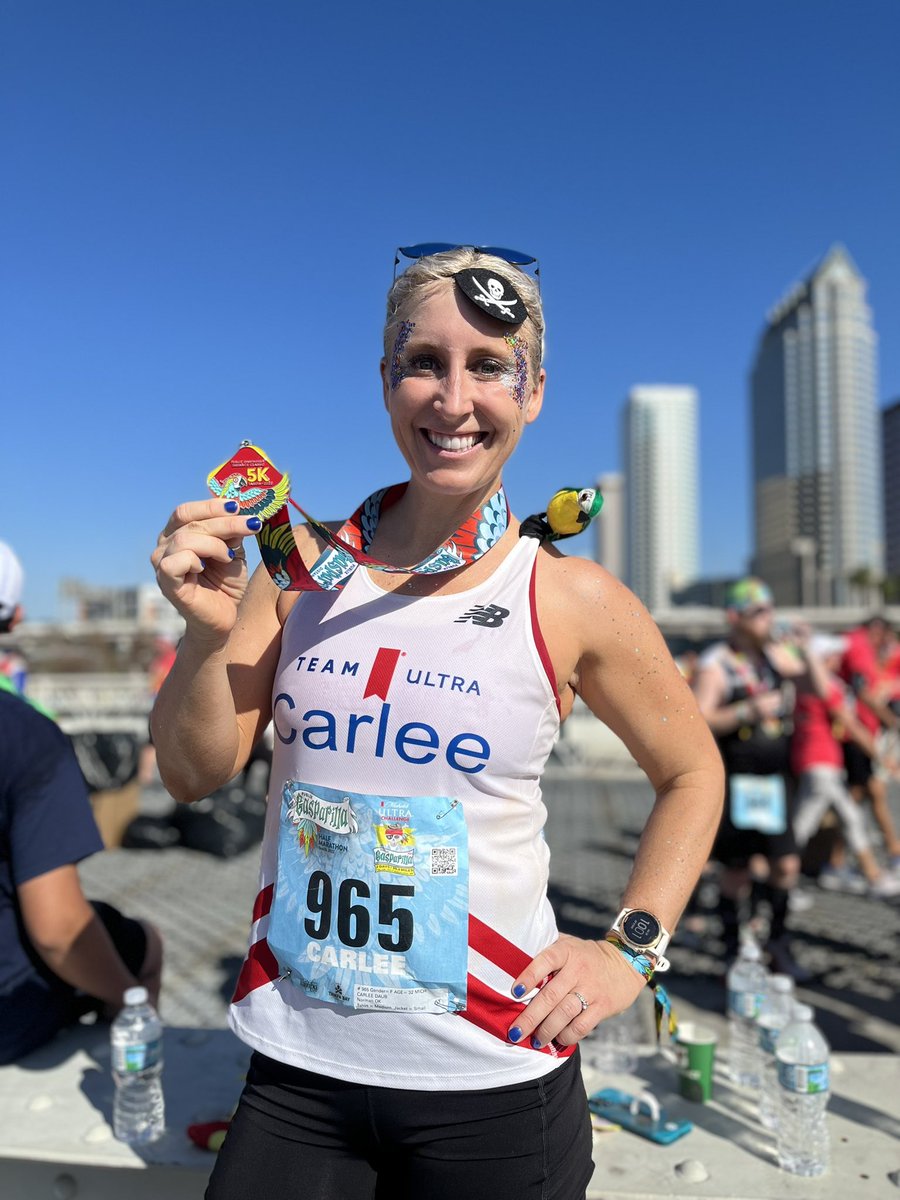 Carlee Daub (@carleedaub) on Twitter photo That's a lot of booty! ๐ฆ๐ป๐ดโโ ๏ธโ๏ธ @rungasparilla <a href="/MichelobULTRA/">Michelob ULTRA</a> #TeamULTRA That's a lot of booty! ๐ฆ๐ป๐ดโโ ๏ธโ๏ธ @rungasparilla <a href="/MichelobULTRA/">Michelob ULTRA</a> #TeamULTRA