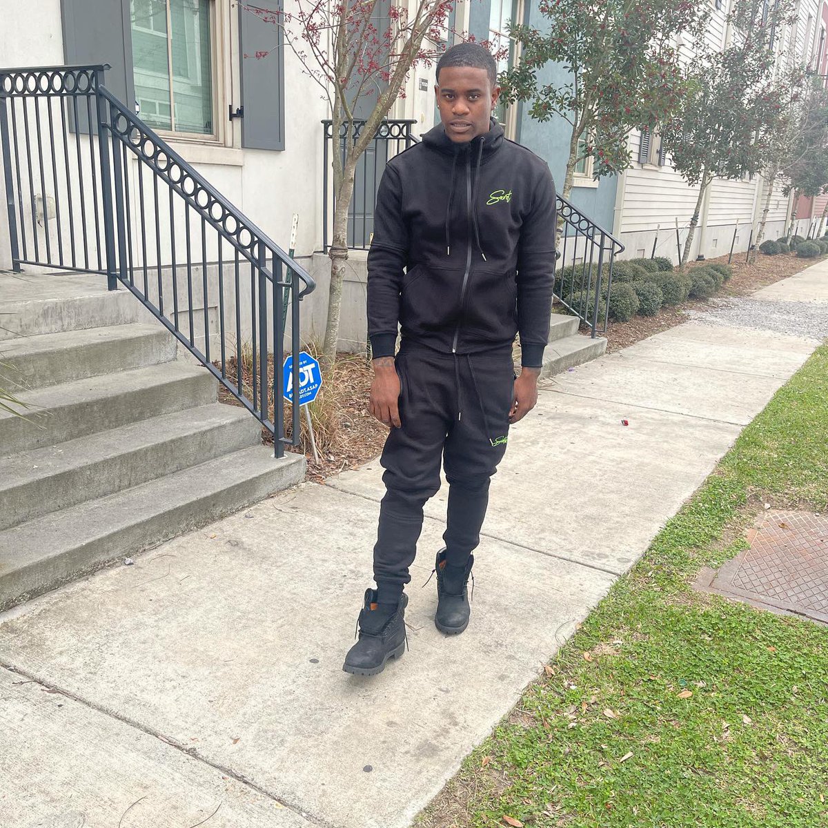 js__95's tweet image. ✅✅✅