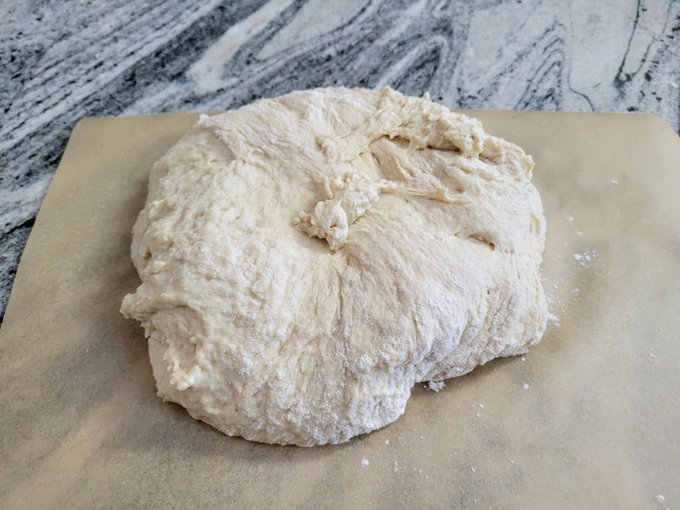 Getting ready to bake some bread 🍞. Come back to check on the result!!! https://t.co/uNtSUsD8Qz